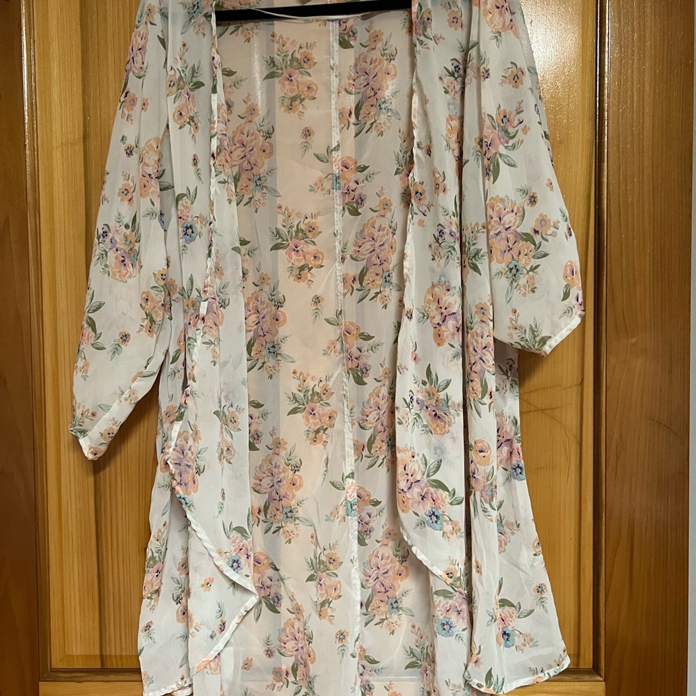 Mudd Floral Kimono Cardigan - Cream and Pink